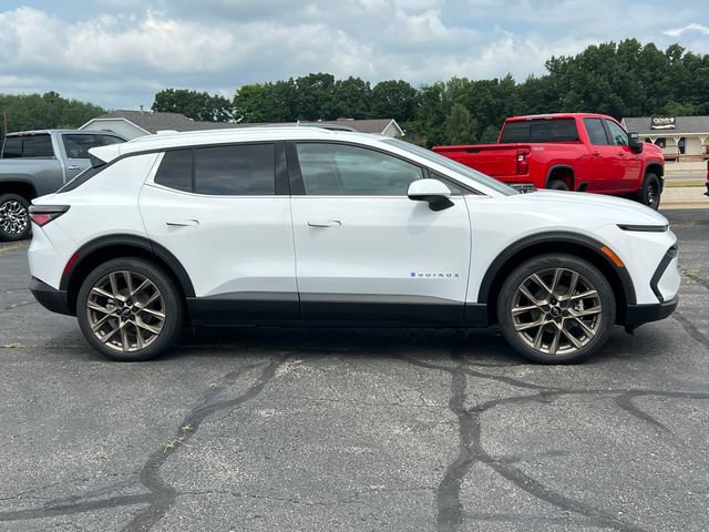 New 2026 Chevrolet Equinox EV LT AWD/4WD image 44