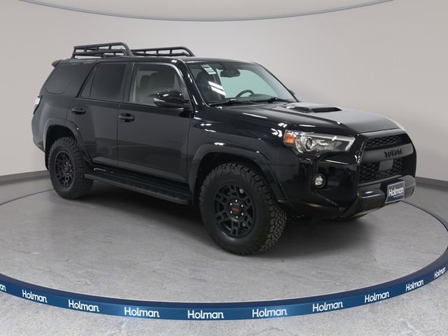 Used 2021 Toyota 4Runner Venture w/ Moonroof Package image 4
