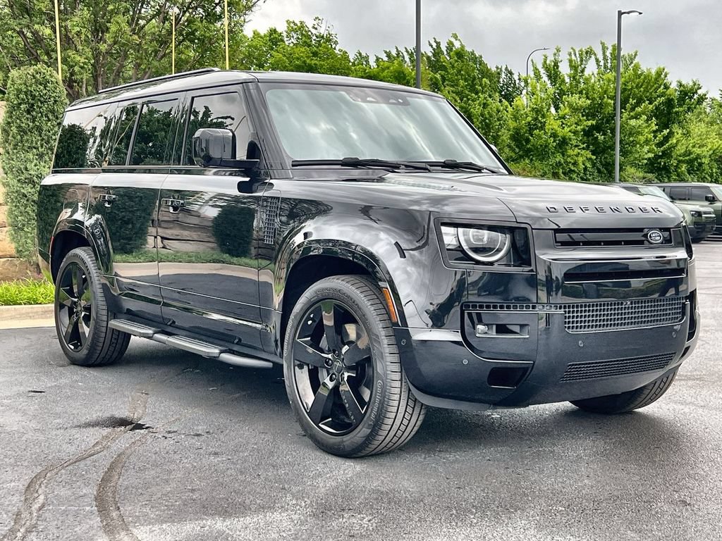 New 2026 Land Rover Defender 130 X-Dynamic SE AWD/4WD image 7