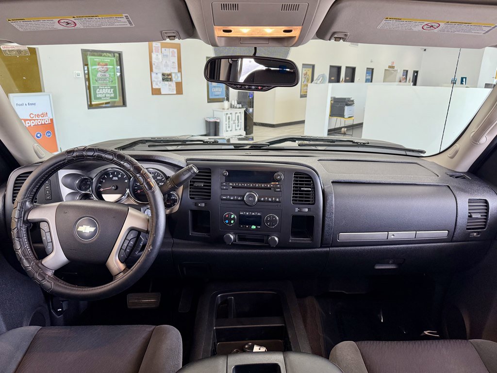 Used 2007 Chevrolet Silverado 2500 LT w/ EZ-Lift Tailgate Package image 10