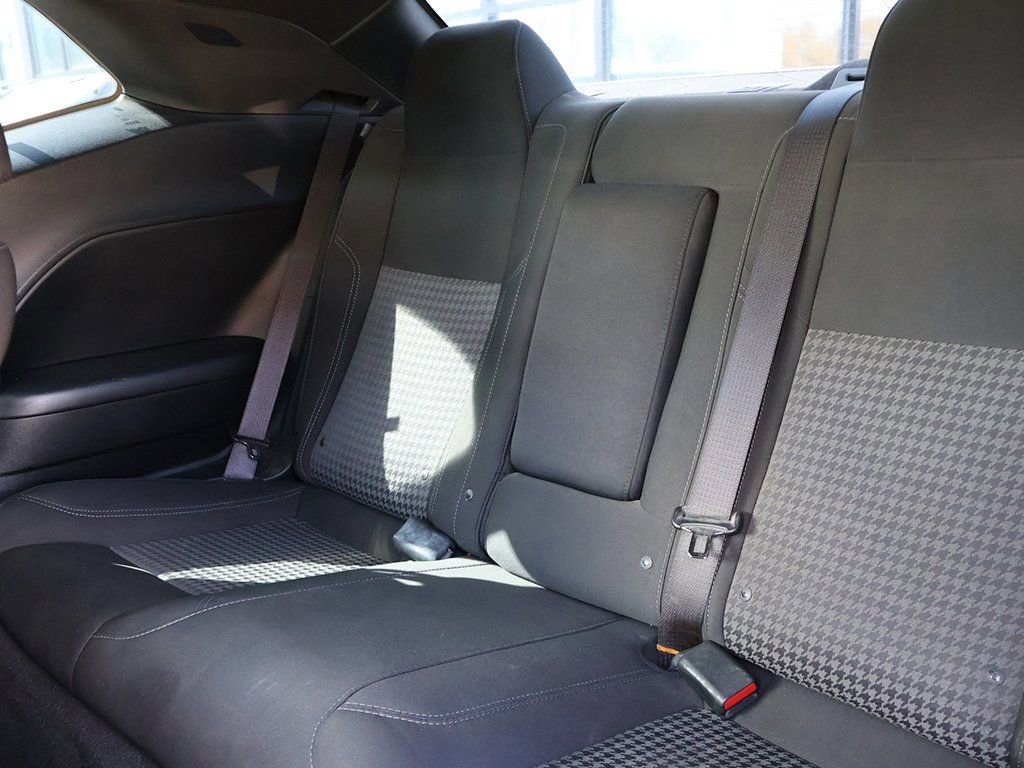 Used 2019 Dodge Challenger SXT RWD image 26