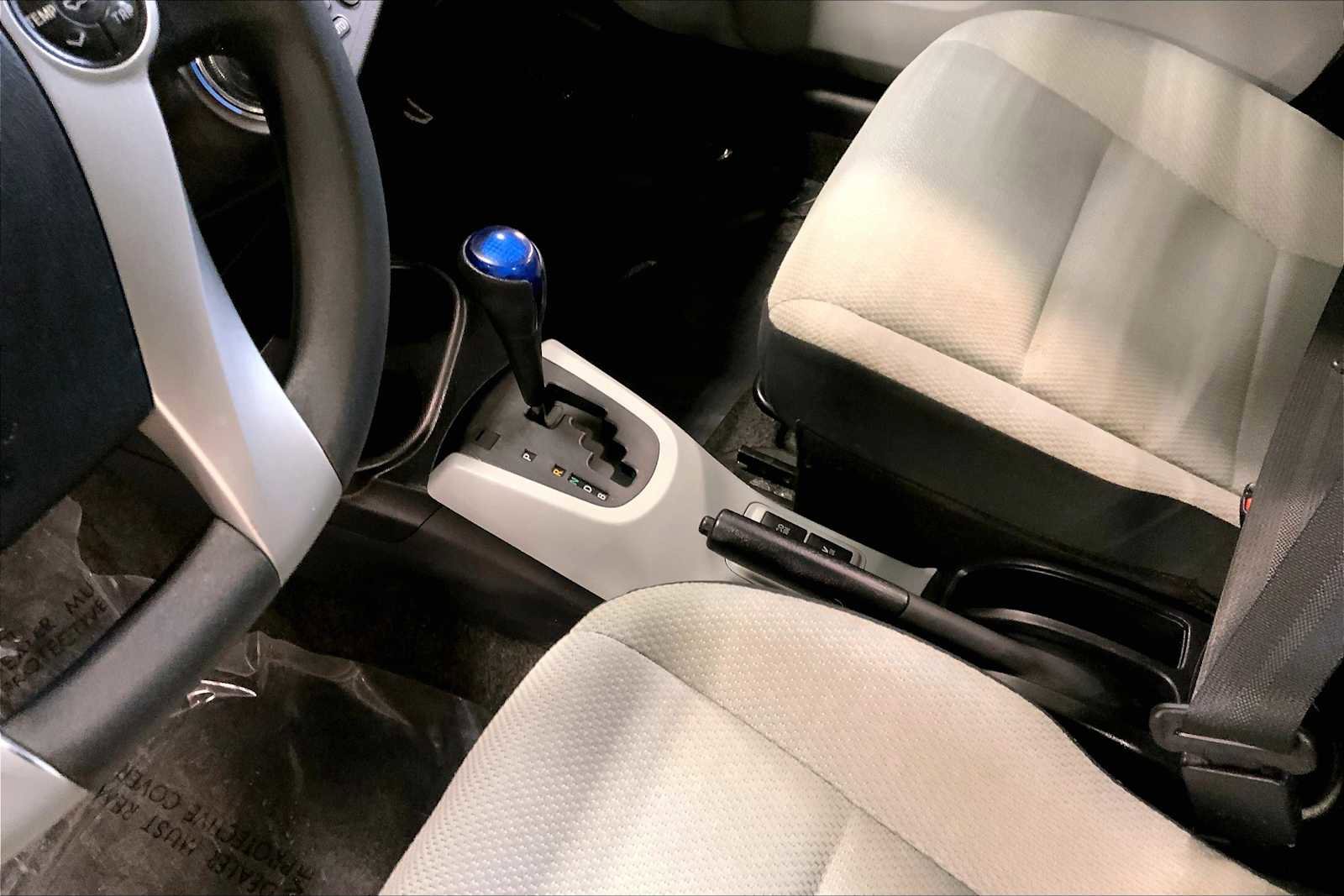 Used 2012 Toyota Prius C One image 15