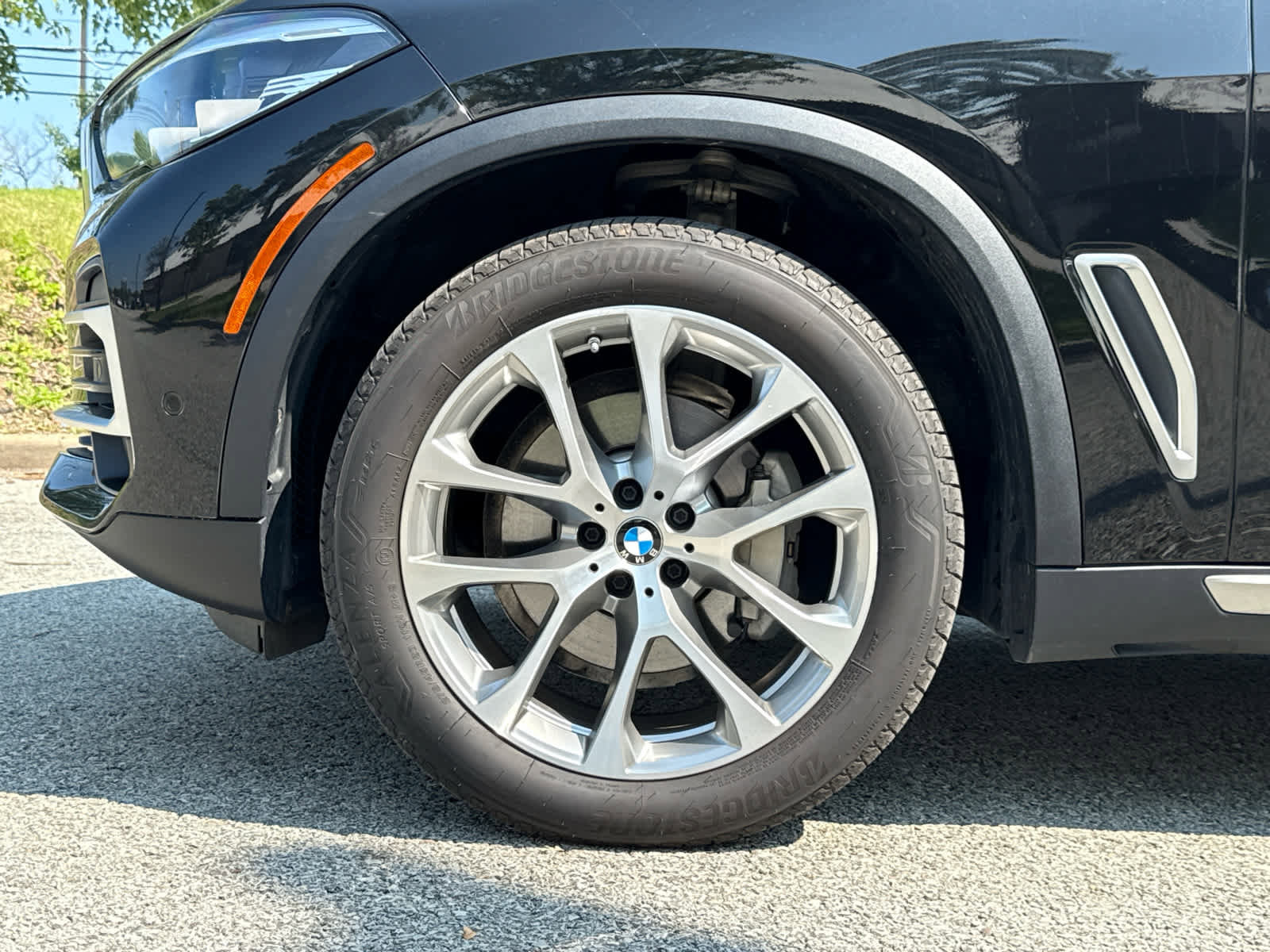 Certified 2022 BMW X5 xDrive40i w/ Premium Package image 6