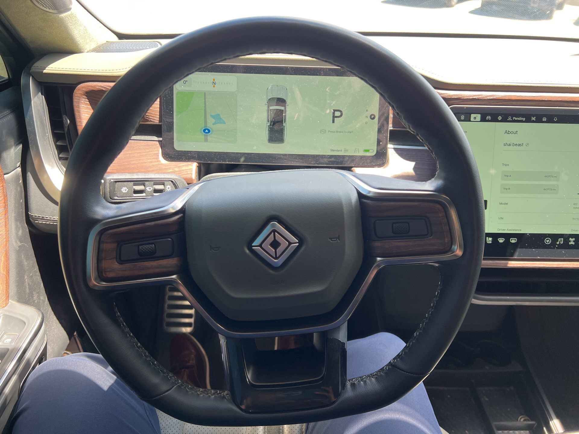 Used 2023 Rivian R1T Adventure AWD/4WD image 34