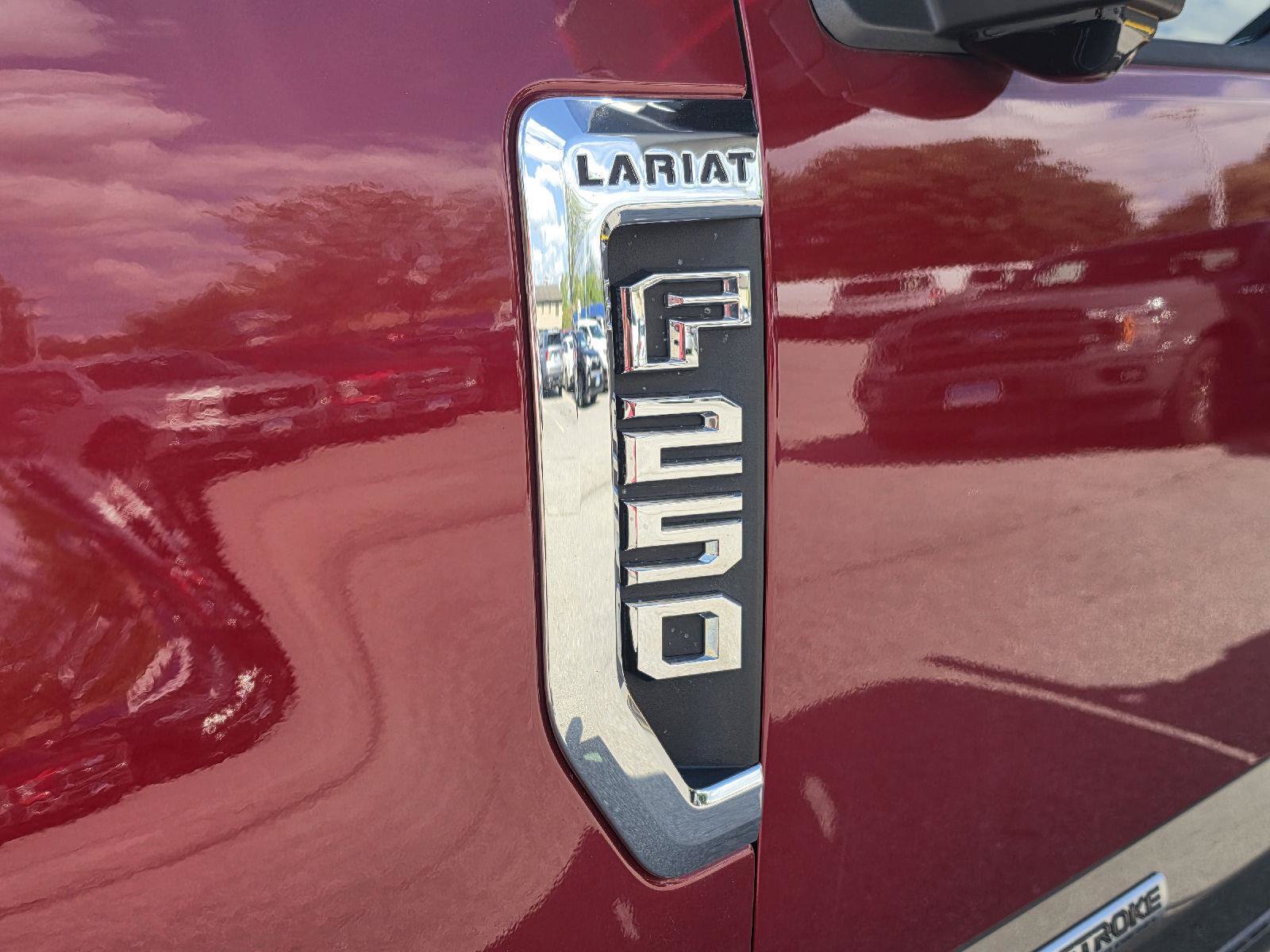 Used 2017 Ford F250 Lariat w/ Lariat Ultimate Package AWD/4WD image 9