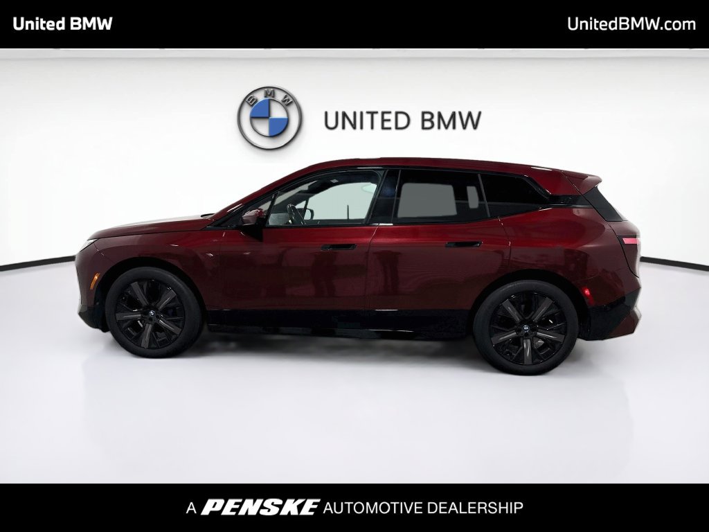 Certified 2024 BMW iX xDrive50 w/ Premium Package AWD/4WD image 8