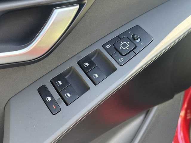 Used 2026 Kia Niro LX FWD image 19