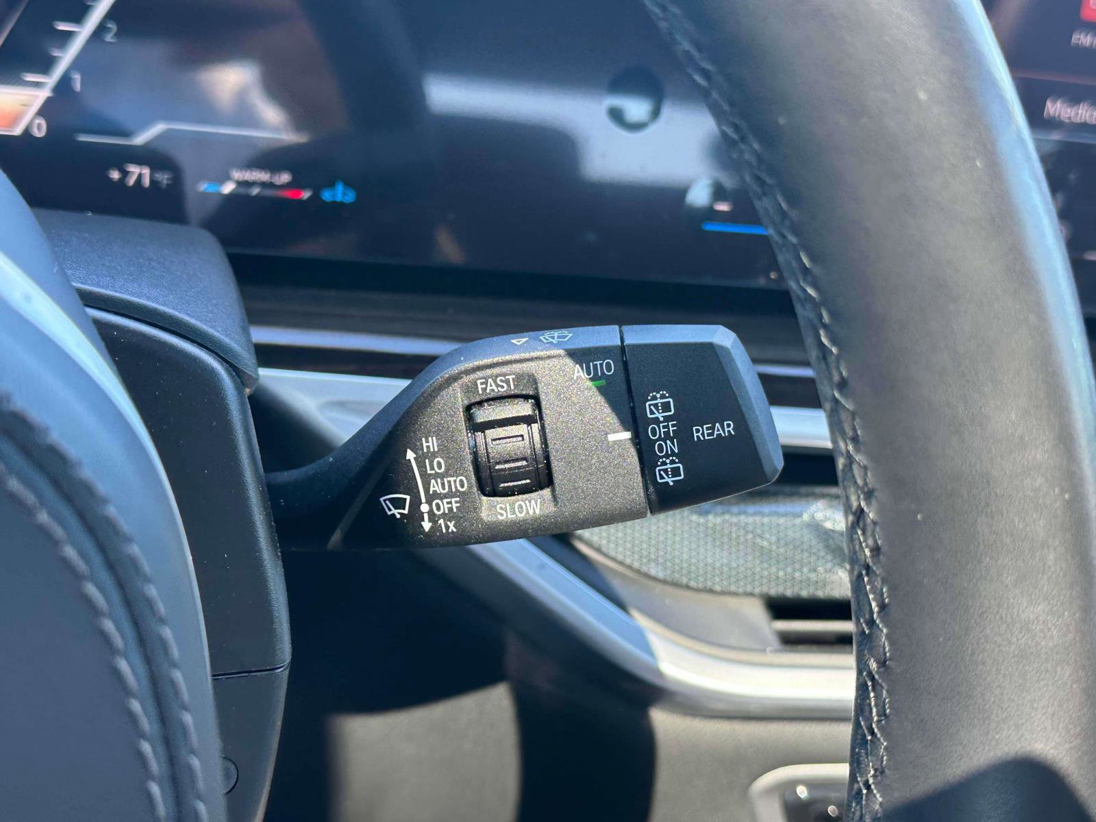 Used 2024 BMW X5 xDrive40i w/ M Sport Package image 26