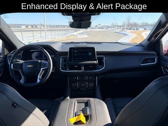 Used 2024 Chevrolet Suburban Premier image 7