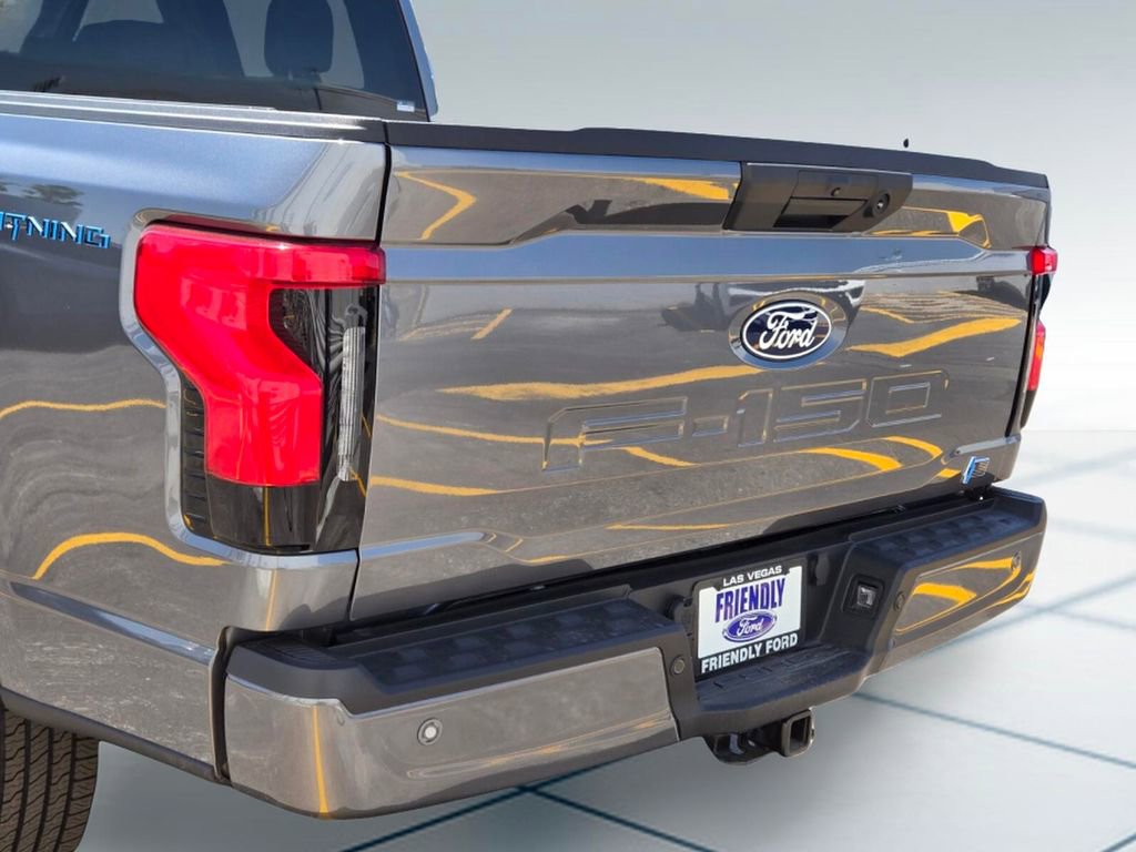 New 2025 Ford F150 Lightning Flash AWD/4WD image 5