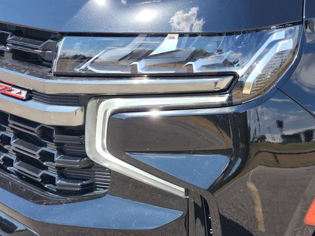 Used 2022 Chevrolet Tahoe Z71 w/ Luxury Package AWD/4WD image 10