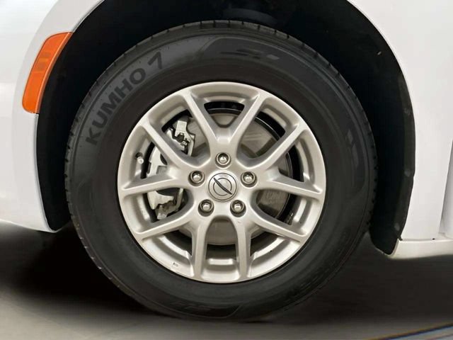 Used 2025 Chrysler Pacifica Select FWD image 98