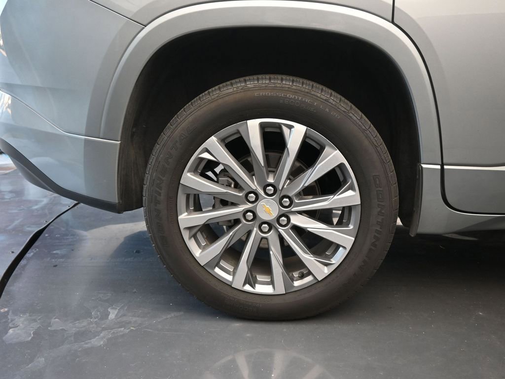 Certified 2023 Chevrolet Traverse Premier image 9