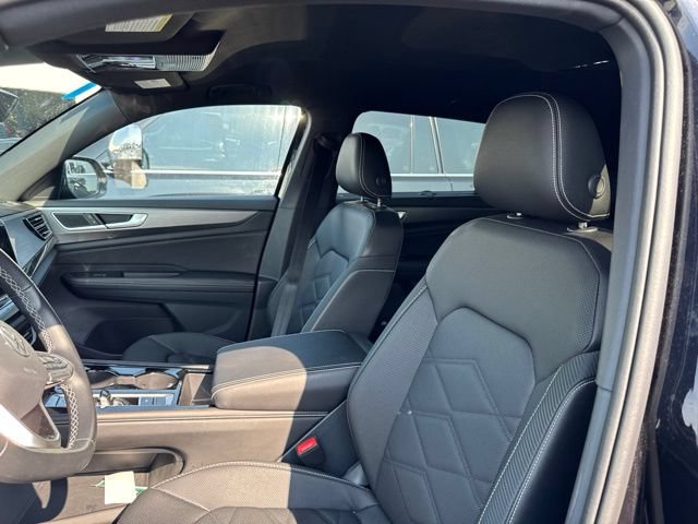 Used 2026 Volkswagen Atlas Cross Sport SE AWD/4WD image 8