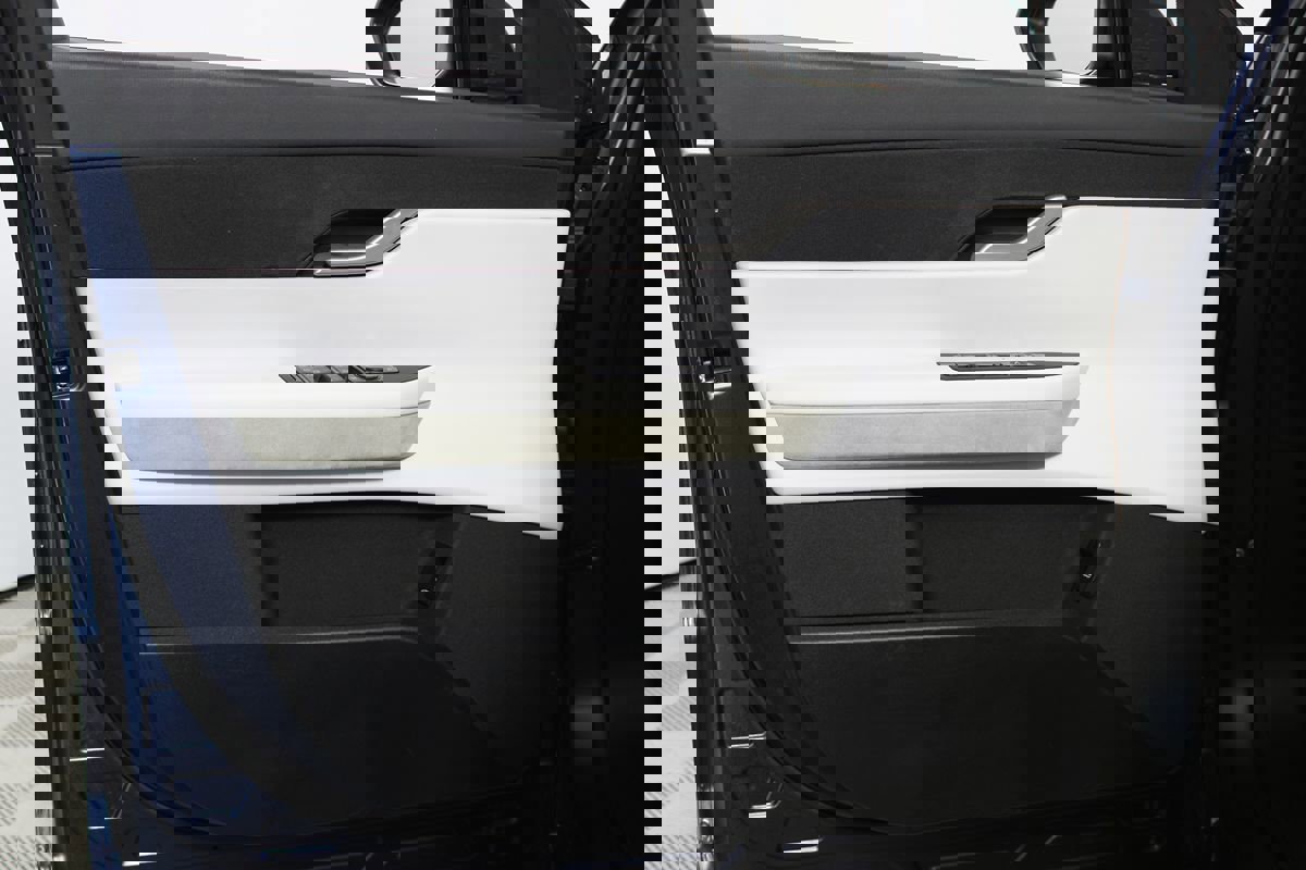 Used 2023 Fisker Ocean One image 6