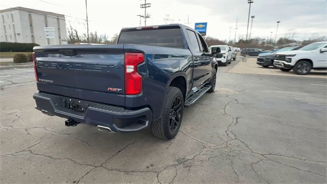 Used 2022 Chevrolet Silverado 1500 RST image 7