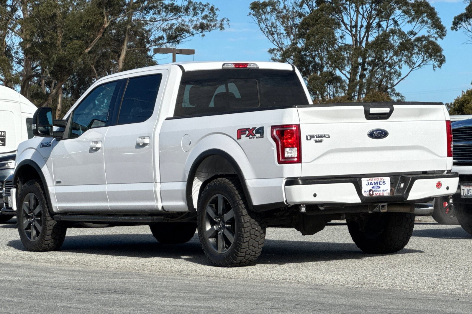Used 2017 Ford F150 XLT w/ Equipment Group 302A Luxury image 3