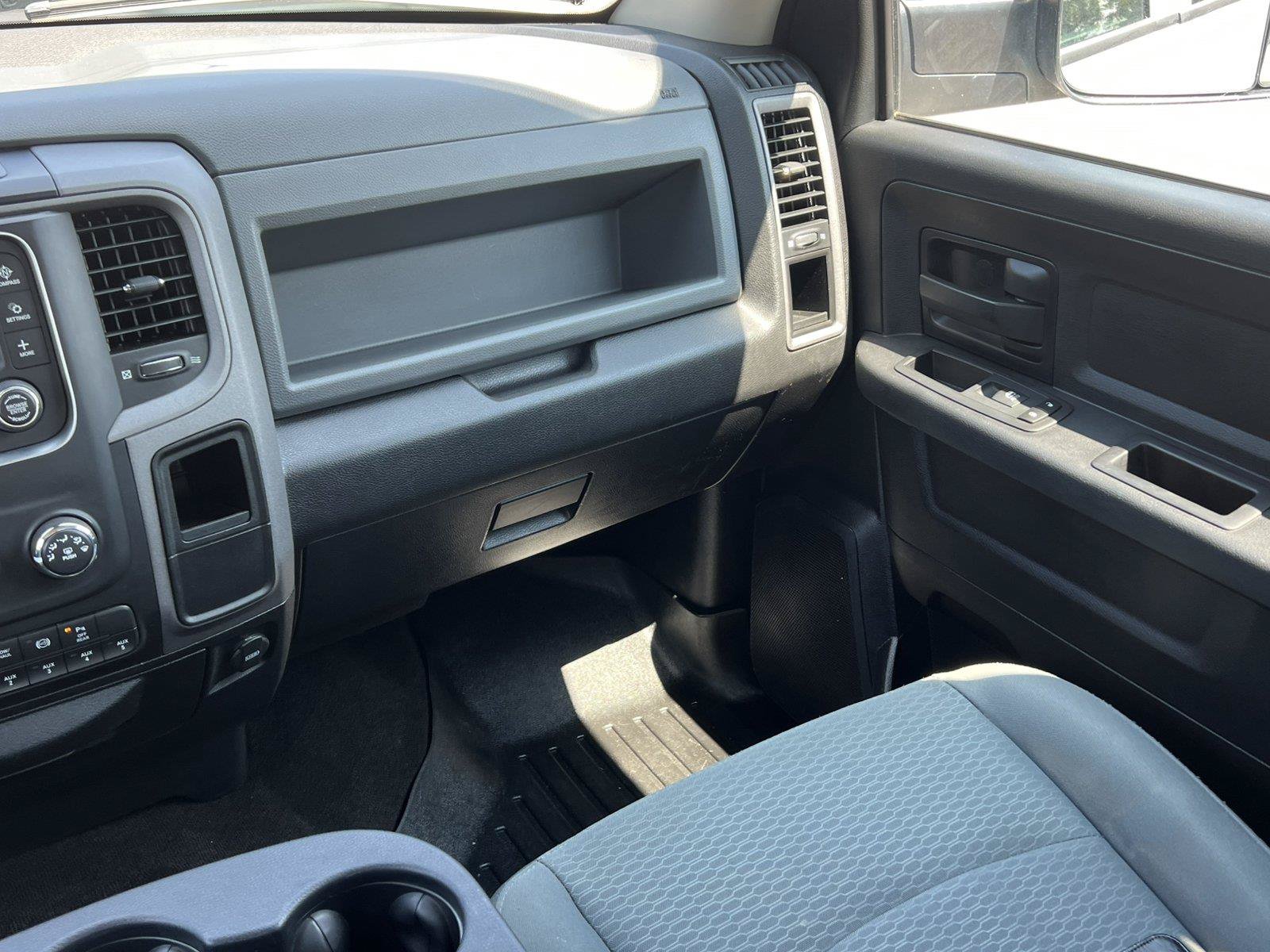 Used 2016 RAM 2500 Tradesman w/ Chrome Appearance Group AWD/4WD image 28