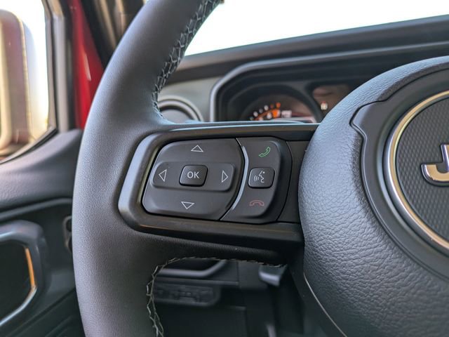 New 2026 Jeep Gladiator Mojave w/ Technology Group image 28