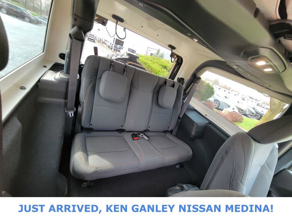 Used 2025 Jeep Wrangler Willys image 18