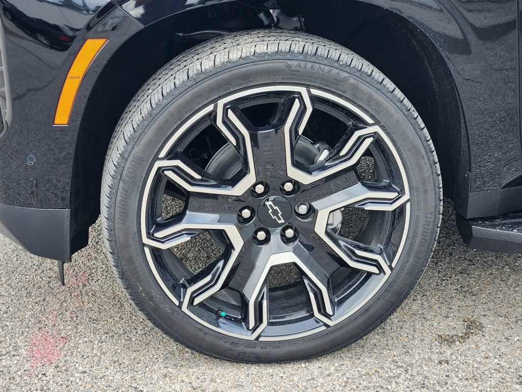 New 2026 Chevrolet Tahoe RST w/ RST Capability Package AWD/4WD image 9