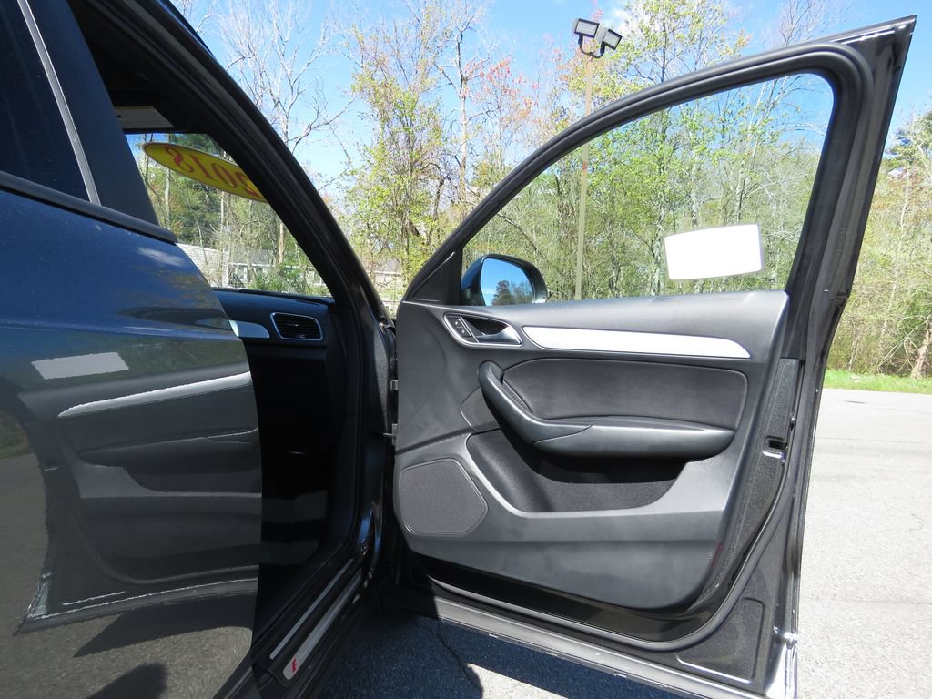 Used 2018 Audi Q3 2.0T Premium AWD/4WD image 12