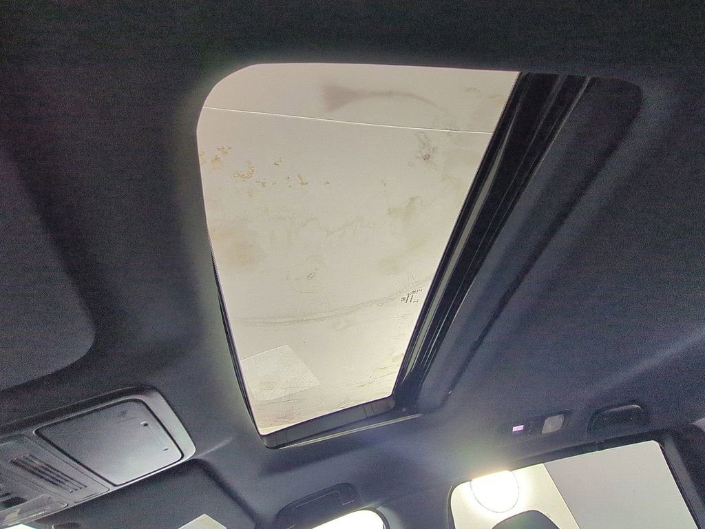 Used 2024 Honda Odyssey Sport image 25