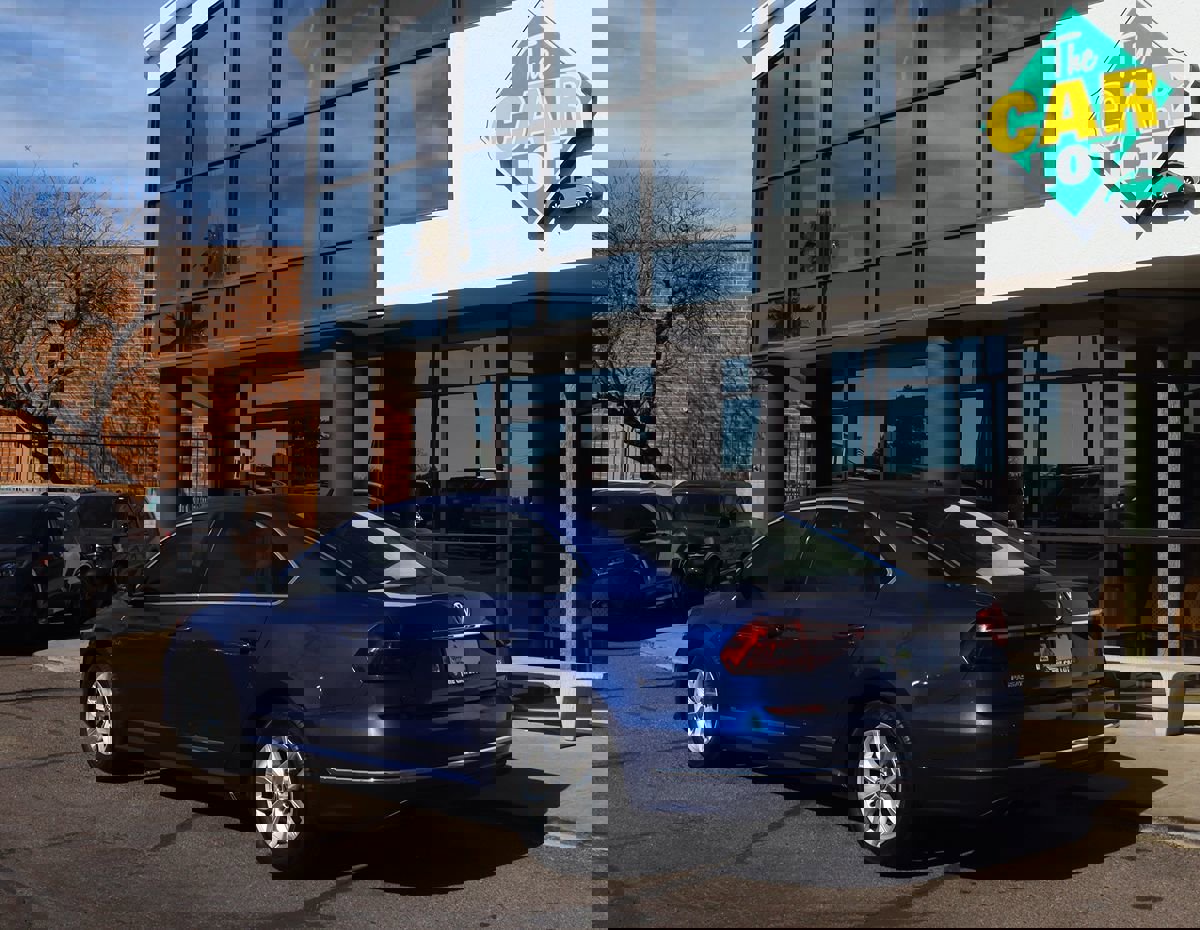 Used 2017 Volkswagen Passat 1.8T S image 9