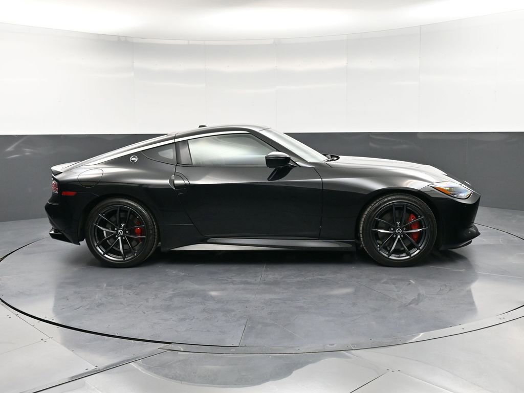 Used 2024 Nissan Z Performance w/ Floor Mat Package RWD image 9