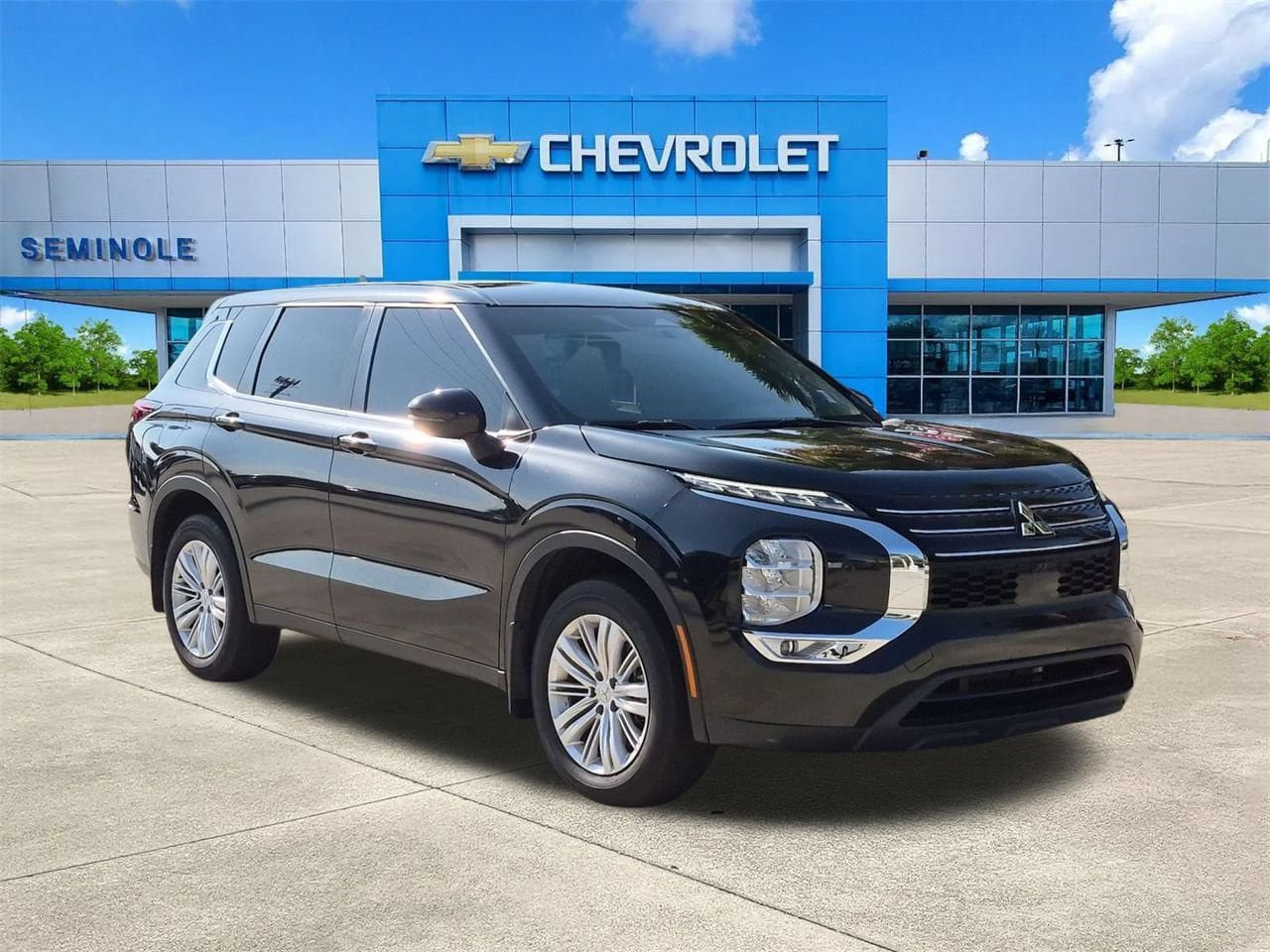 Used 2024 Mitsubishi Outlander ES