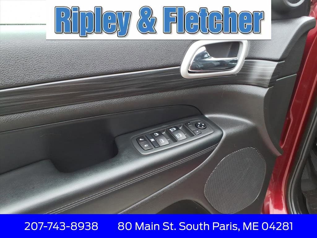 Used 2021 Jeep Grand Cherokee Laredo X image 10