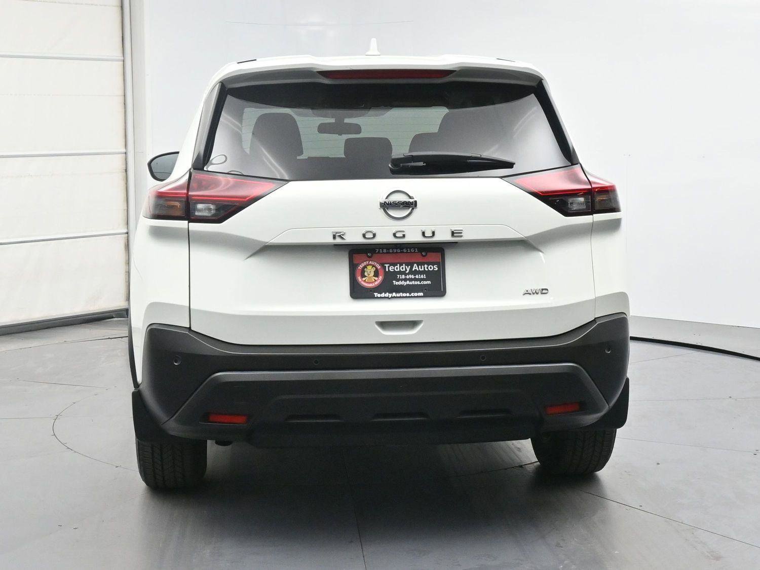 Used 2021 Nissan Rogue S AWD/4WD image 24