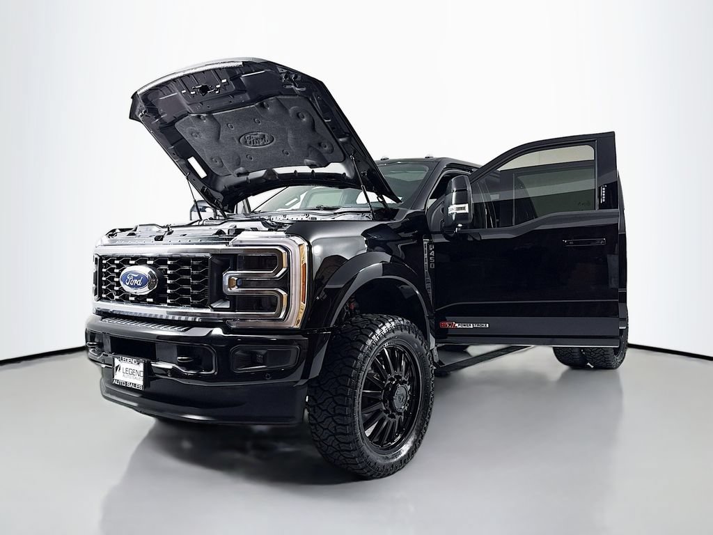 Used 2026 Ford F450 Platinum w/ FX4 Off-Road Package AWD/4WD image 36