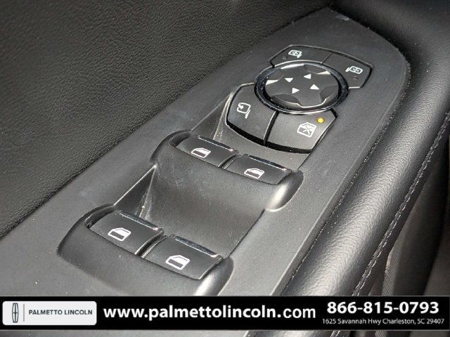 Used 2022 Lincoln Nautilus Reserve w/ Equipment Group 201A FWD image 24