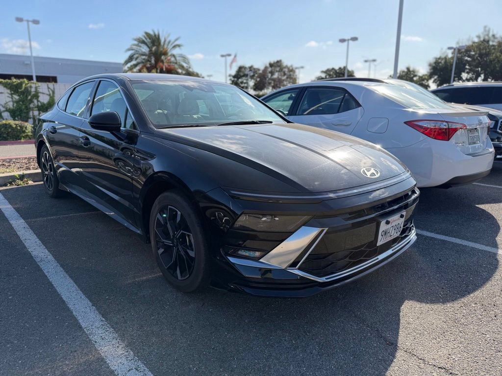 Certified 2024 Hyundai Sonata SEL FWD image 1