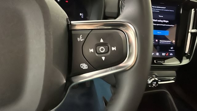 Used 2023 Volvo C40 P8 Recharge Ultimate AWD/4WD image 16