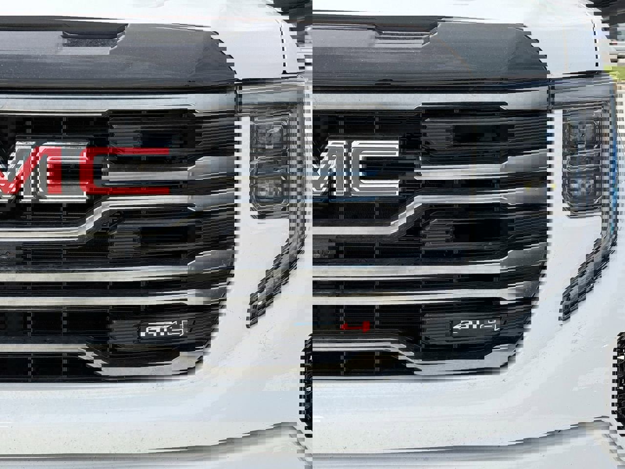 Certified 2025 GMC Sierra 1500 AT4 image 10