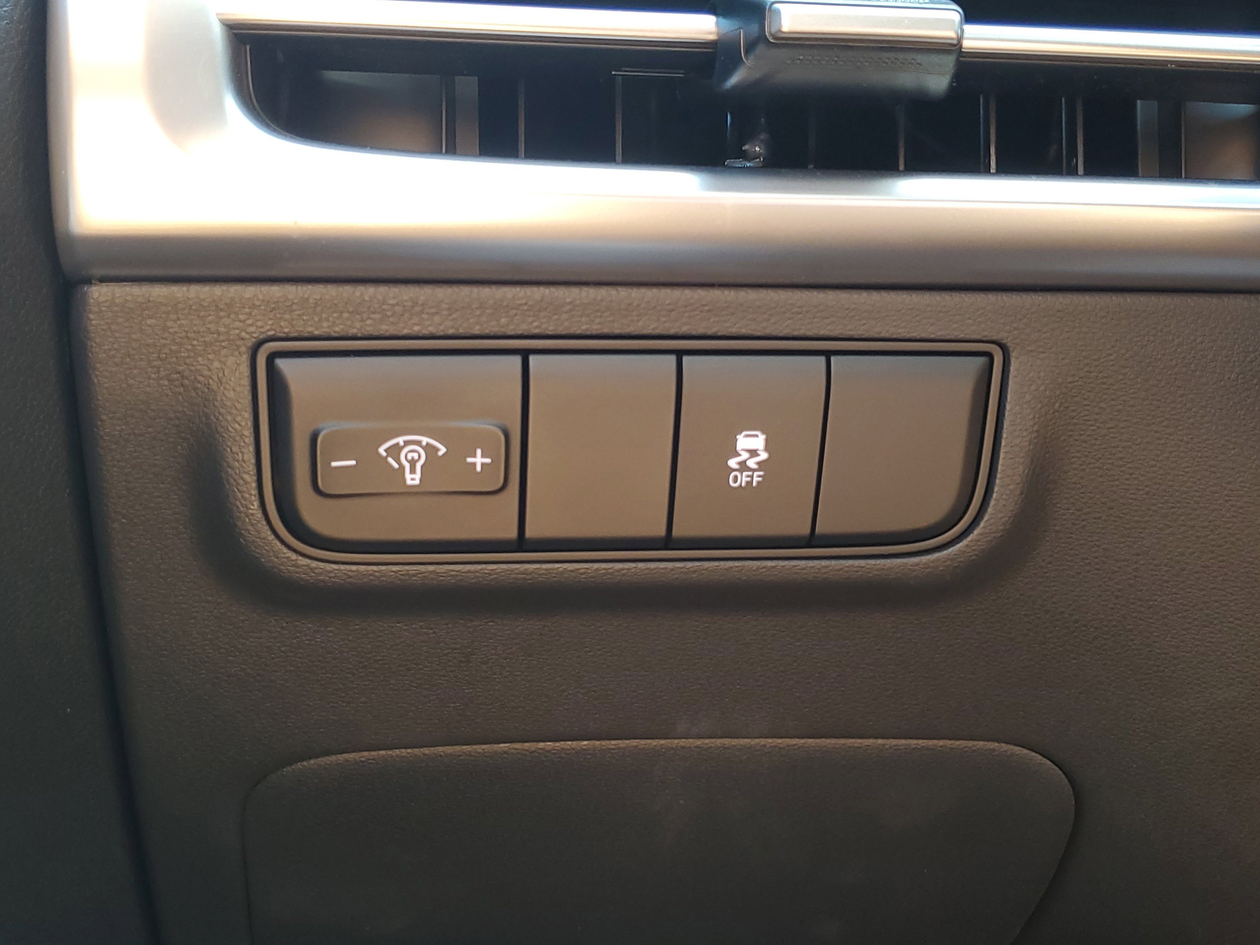 Used 2025 Hyundai Tucson SE image 28