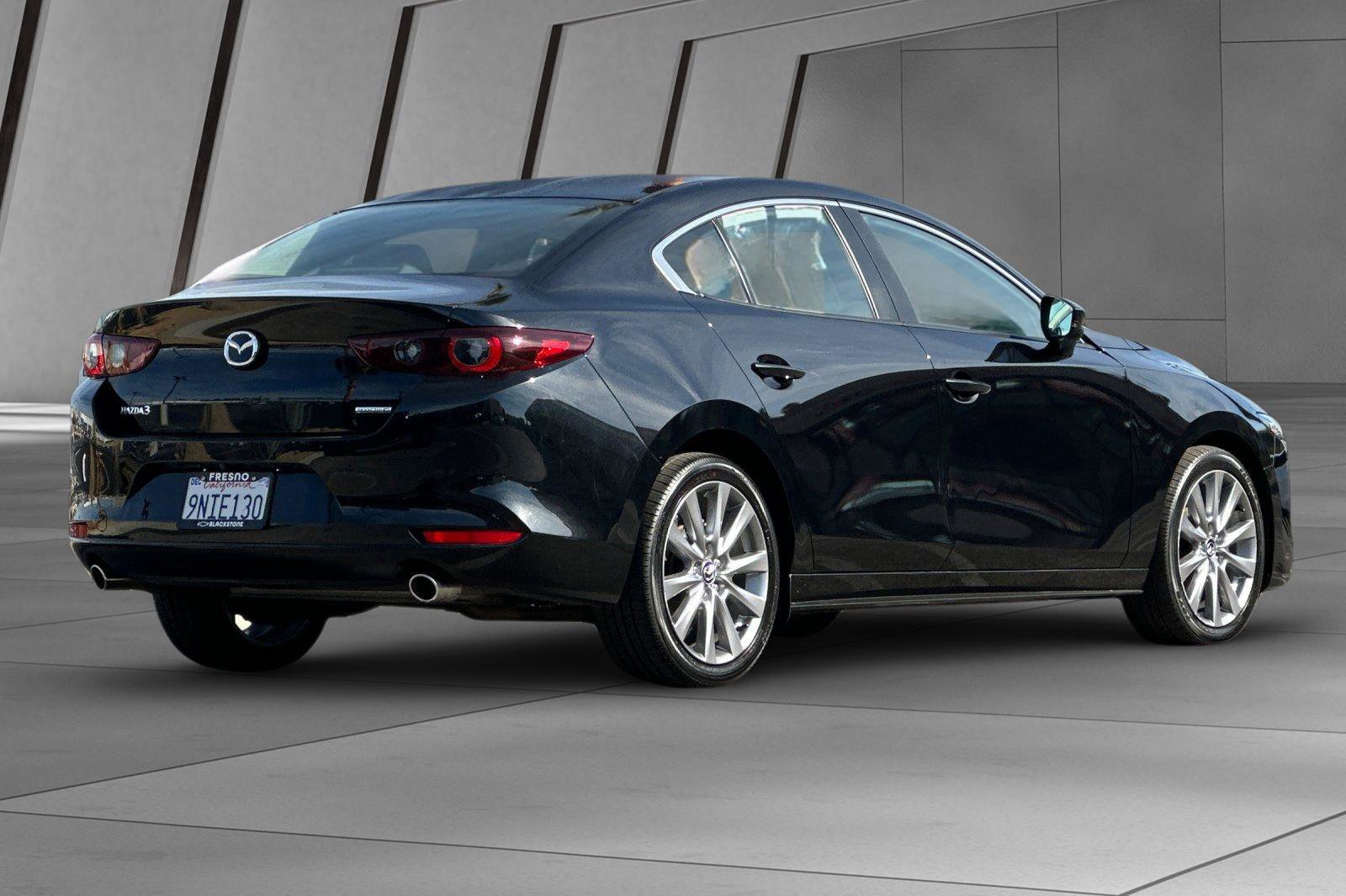 Used 2025 MAZDA MAZDA3 s image 4