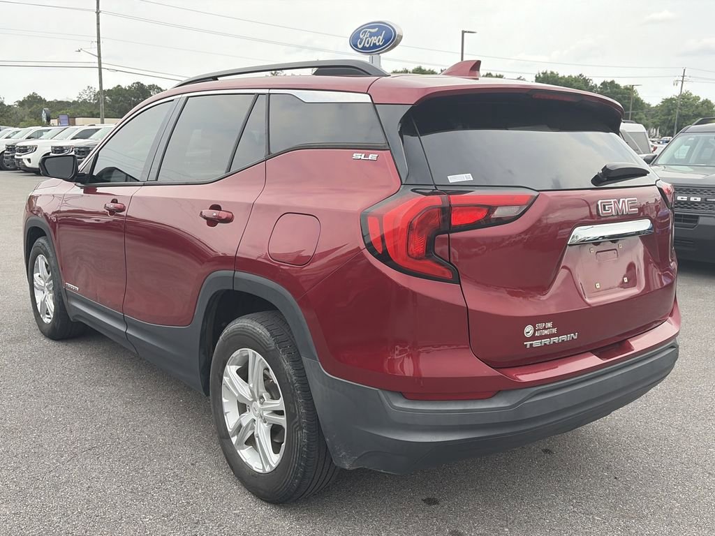 Used 2020 GMC Terrain SLE w/ Driver Convenience Package image 5