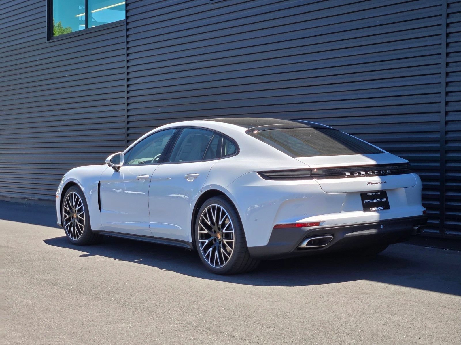 New 2026 Porsche Panamera RWD image 4