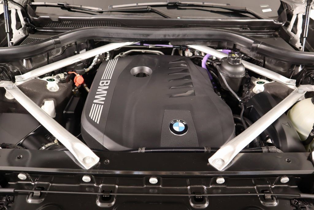 Used 2023 BMW X7 xDrive40i w/ Premium Package image 23