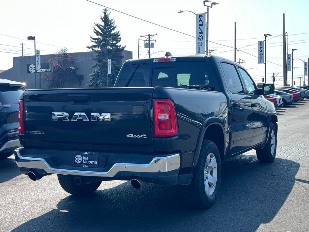 Used 2025 RAM 1500 Big Horn AWD/4WD image 7