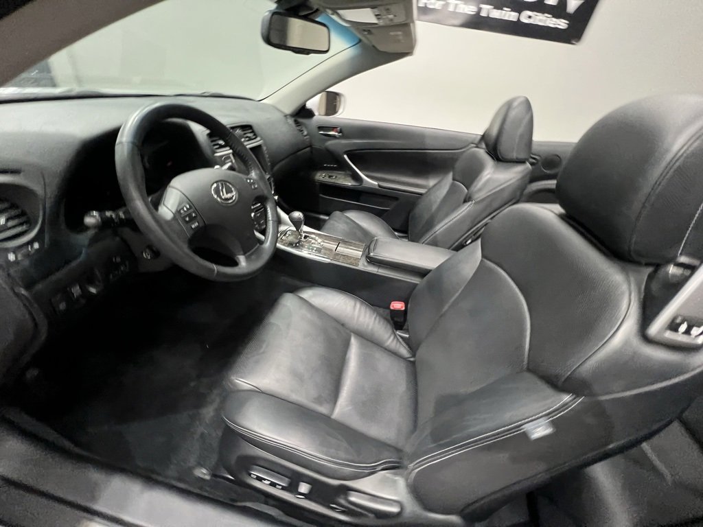 Used 2010 Lexus IS 350C image 22