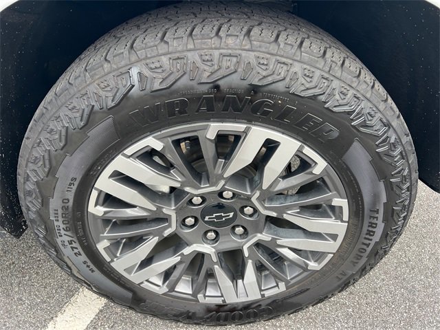 Certified 2025 Chevrolet Tahoe Z71 w/ Z71 Off-Road Package image 12