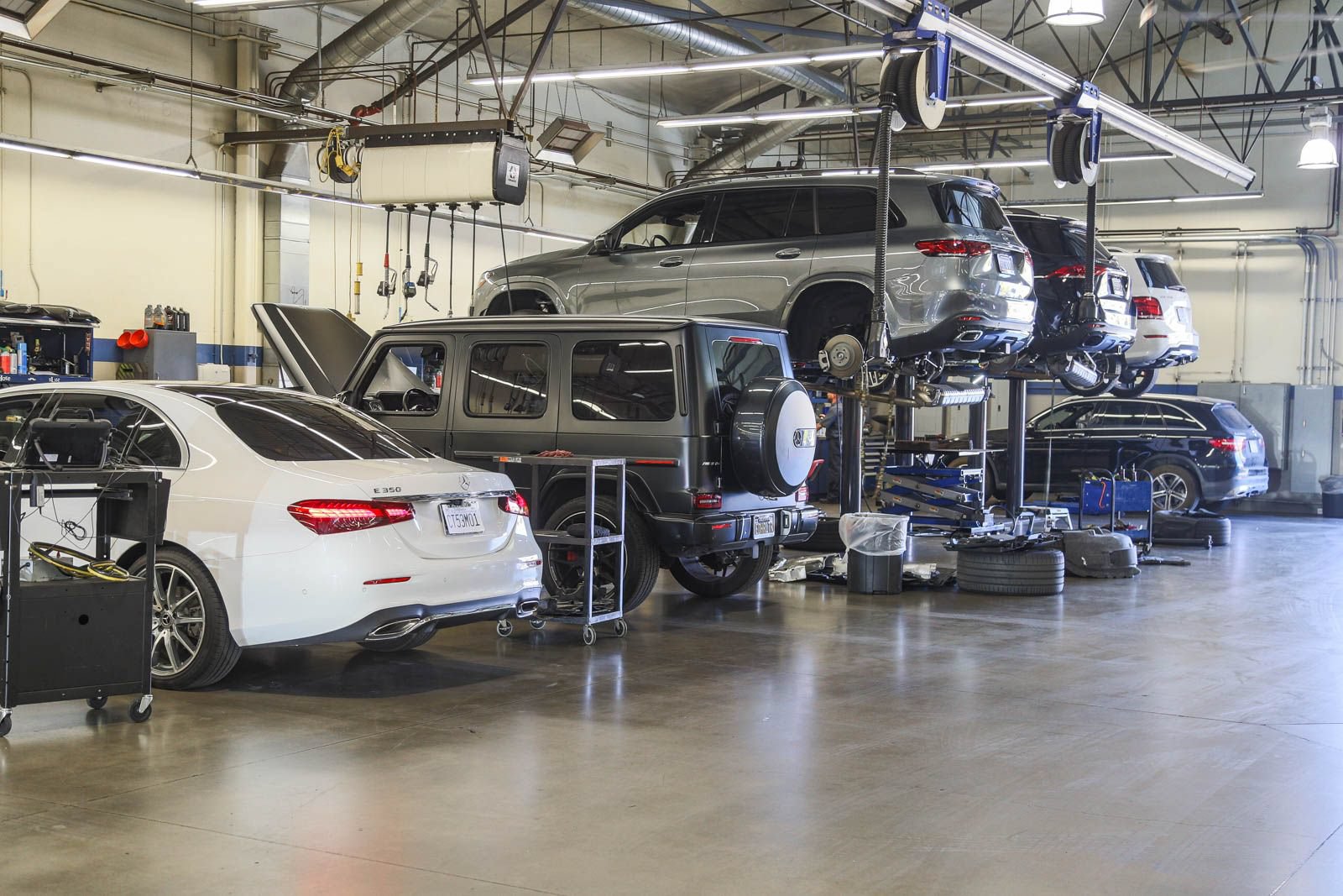 Certified 2025 Mercedes-Benz GLE 53 AMG 4MATIC image 39