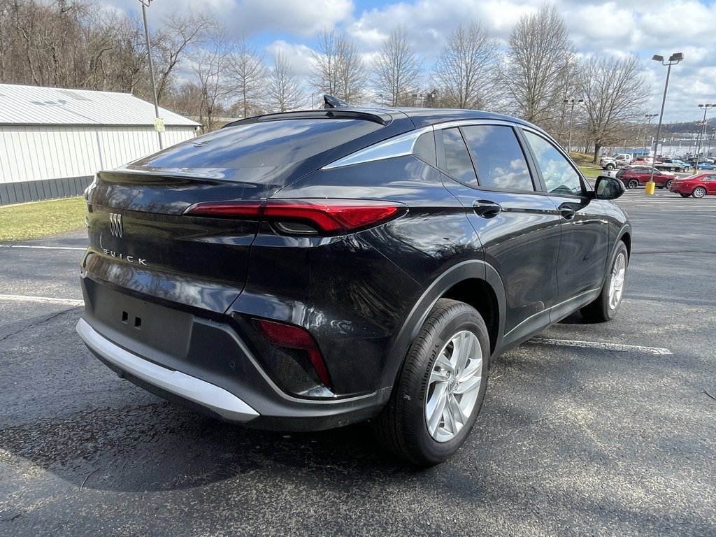 Used 2025 Buick Envista Preferred image 3