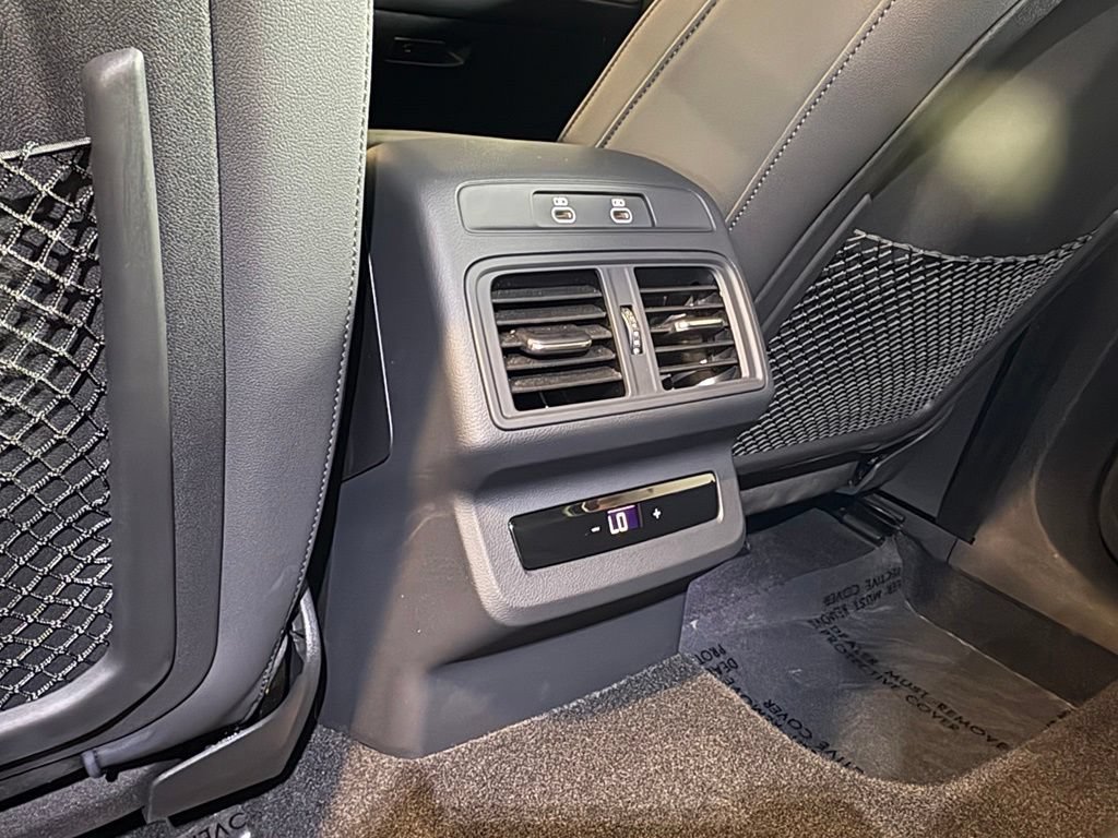 Used 2025 Audi Q5 Premium w/ Convenience Package AWD/4WD image 19