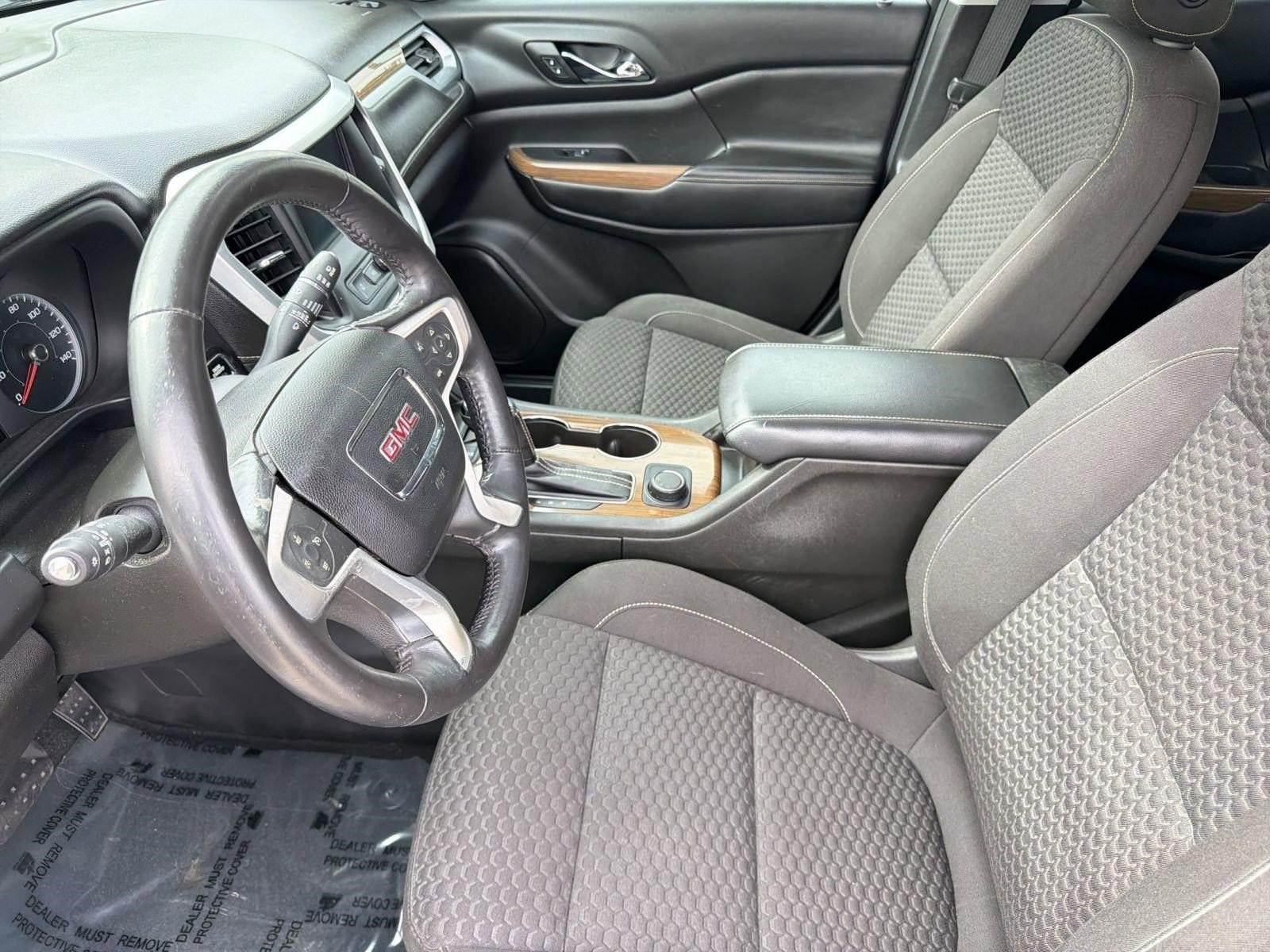 Used 2017 GMC Acadia SLE image 5