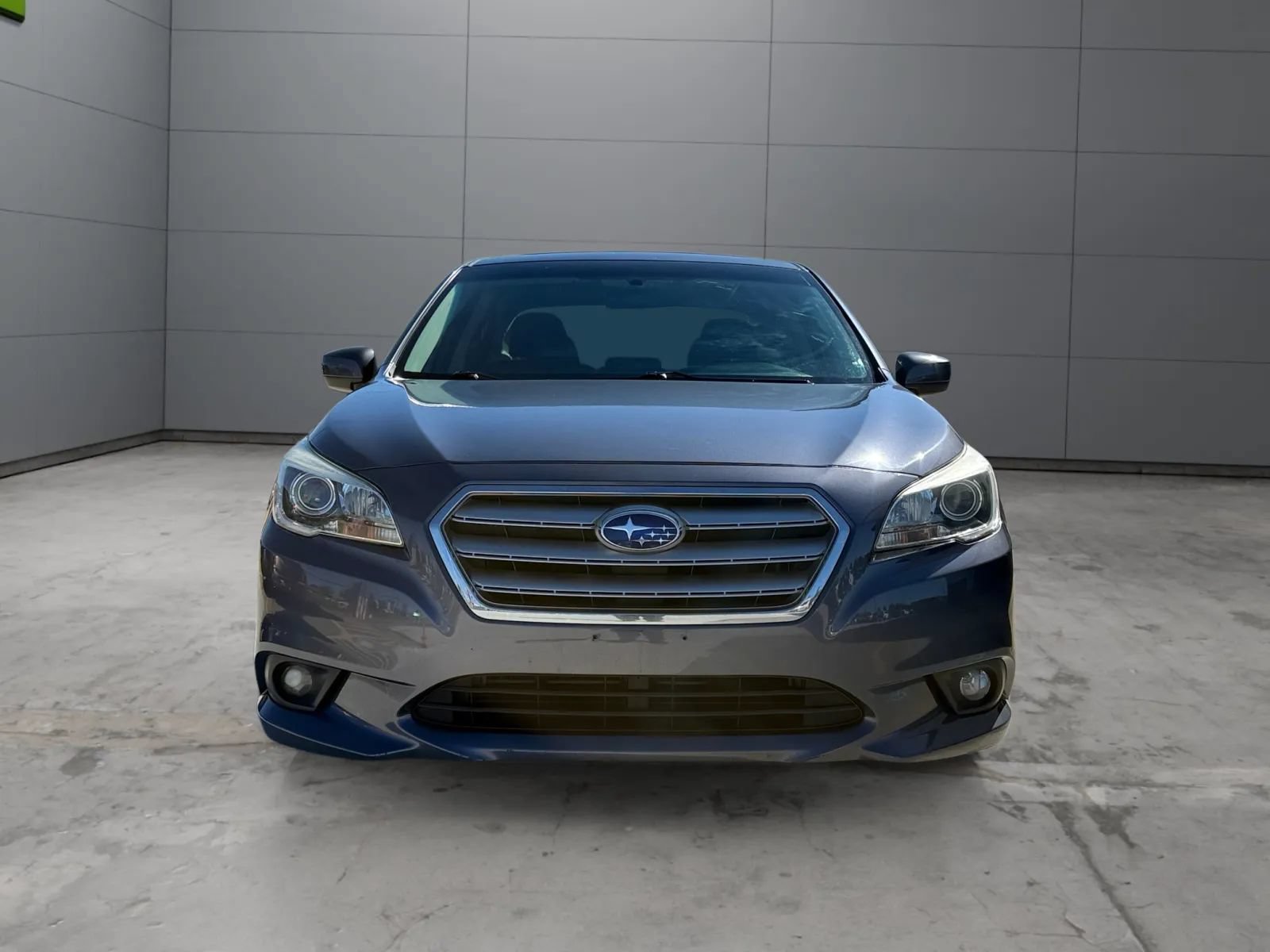Used 2015 Subaru Legacy 2.5i Premium AWD/4WD image 2